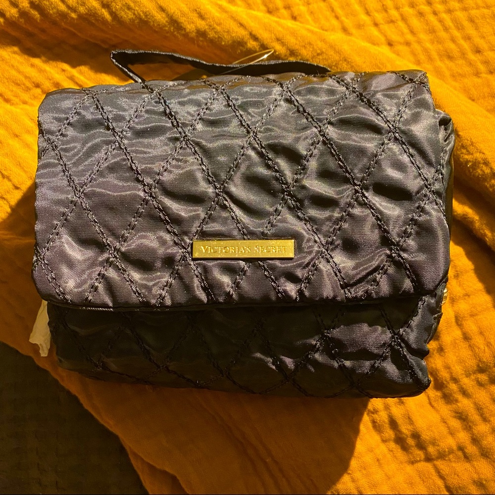 NWT! Victoria’s Secret Fold Up Cosmetic Travel Case
